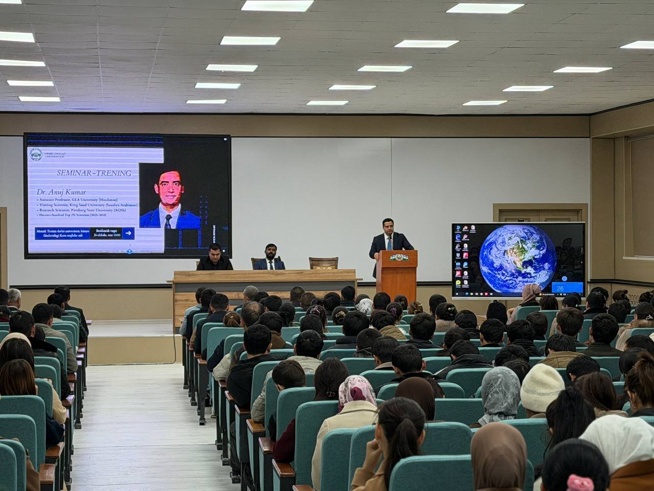 Hindistonlik professor ishtirokida TerDUda ilmiy seminar tashkil etildi