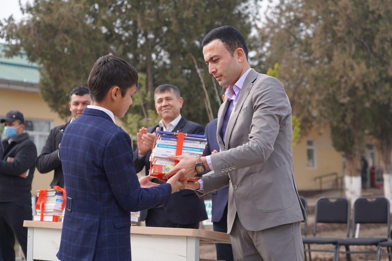 Termiz davlat universitetining "Ma'naviyat karvoni" oltinsoyga yo'l oldi