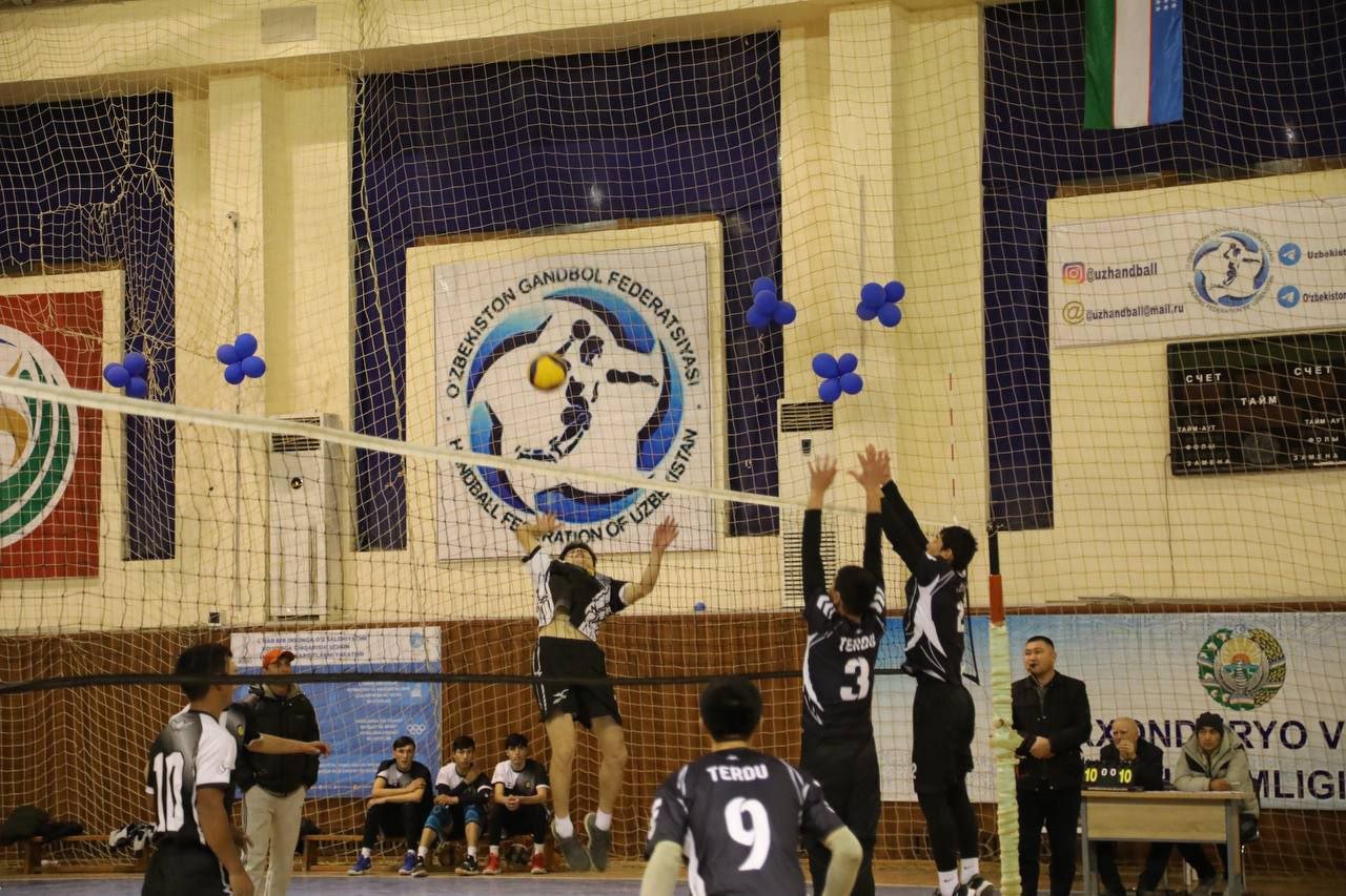 TerDU talabalari “Universiada” sport musobaqasining voleybol bahslarida hududiy bosqichi g‘olibi bo‘lishdi