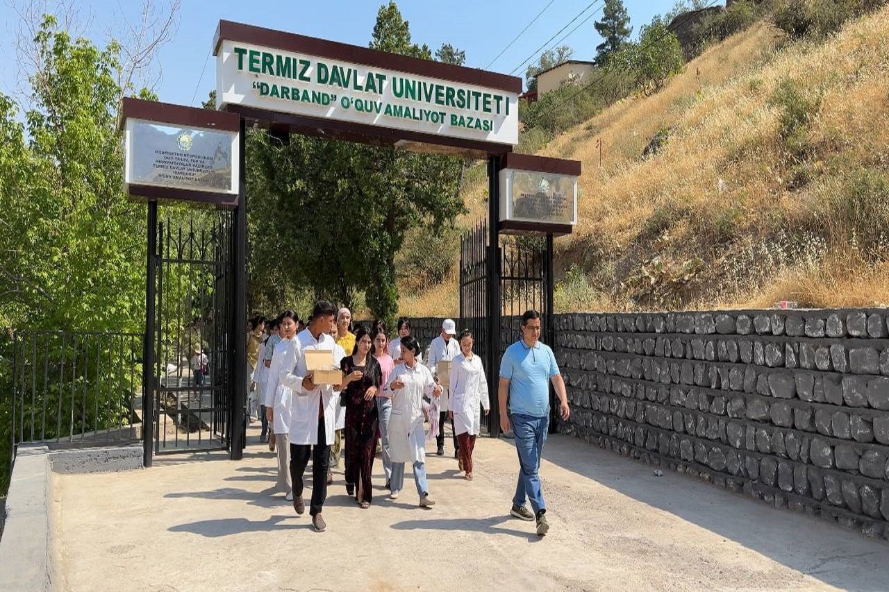 TerDUning kimyo fakulteti talabalari Darbandda: nazariya va amaliyot uyg‘unligi