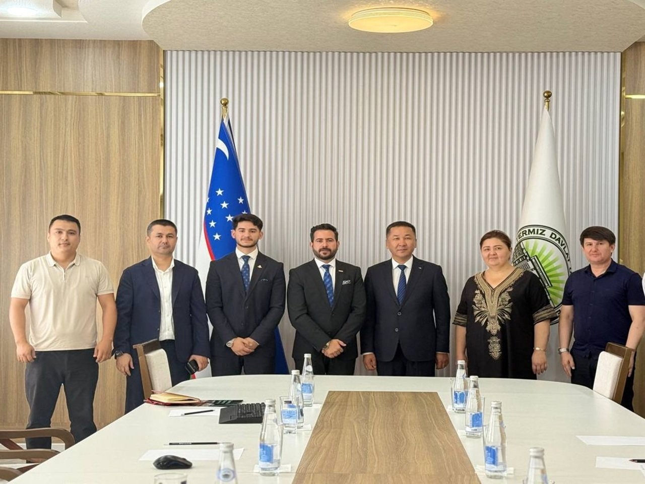 “EduMeer” xalqaro ta’lim platformasi hamda “Academeer” kompaniyasi asoschisi Abdul Karim Sadeqi boshchiligidagi delegatsiya bilan uchrashuv o'tkazildi
